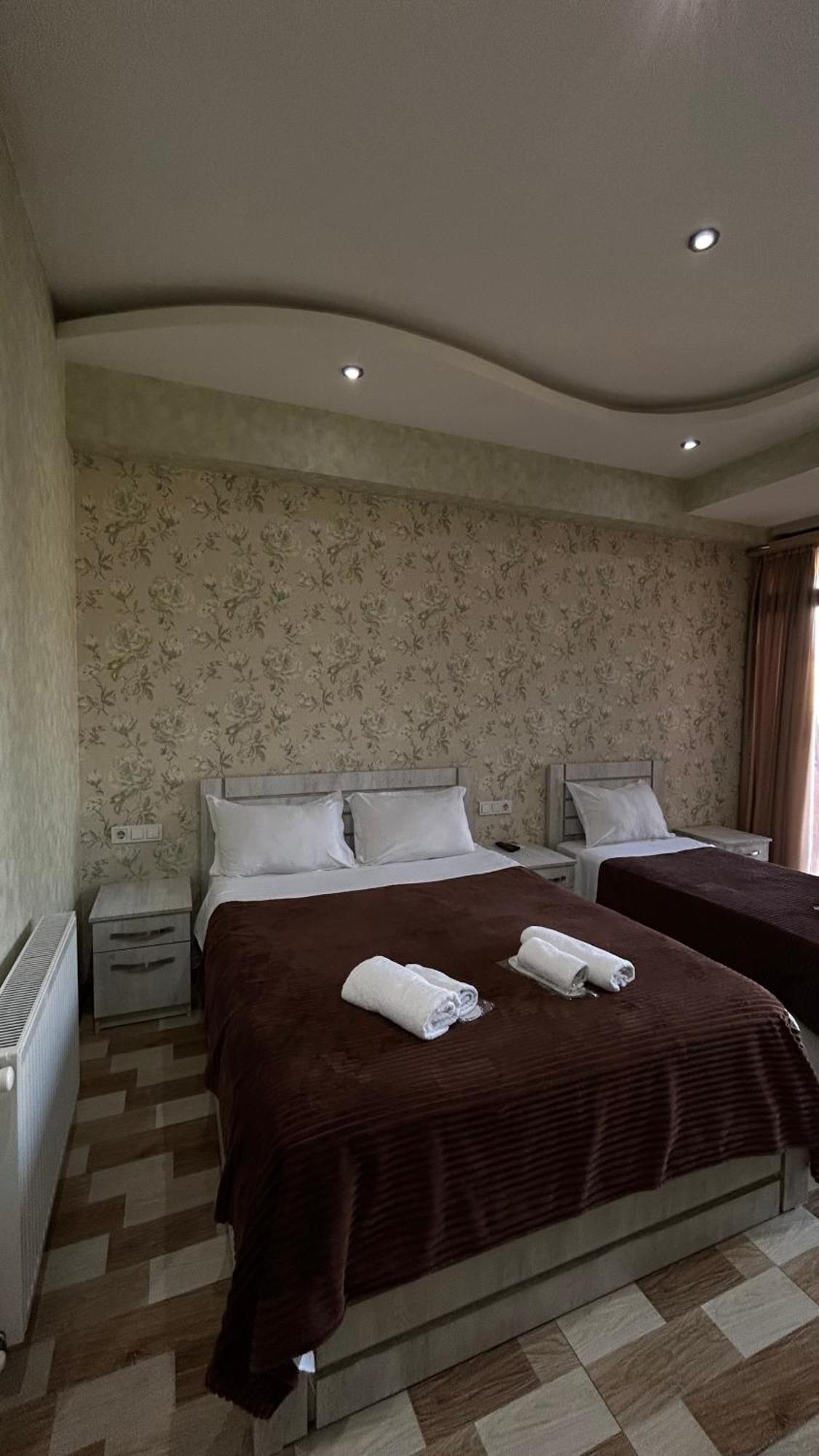 Hotel Tourist Tbiliszi Kültér fotó