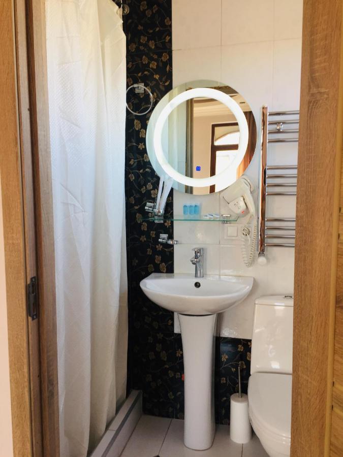 Hotel Tourist Tbiliszi Kültér fotó